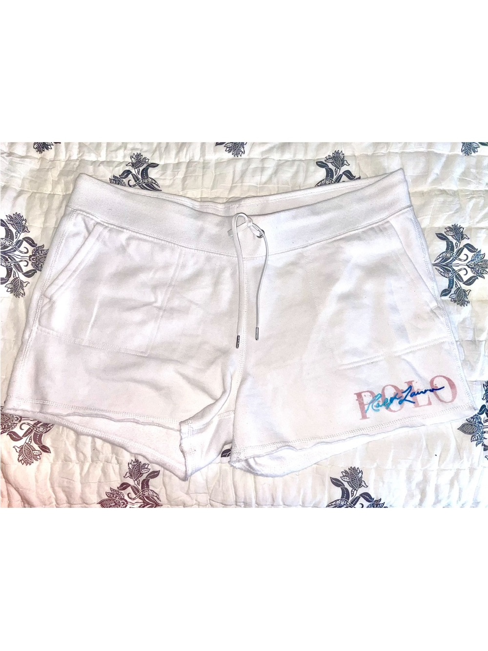 White Polo Ralph Lauren women’s shorts with embroidered logo, size L #preppy
